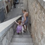 Qui le inseguivo dicendo "cena, dove vai". E' diventato un tormentone, vivo ancora adesso.