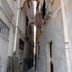 Qui era veramente stretto.